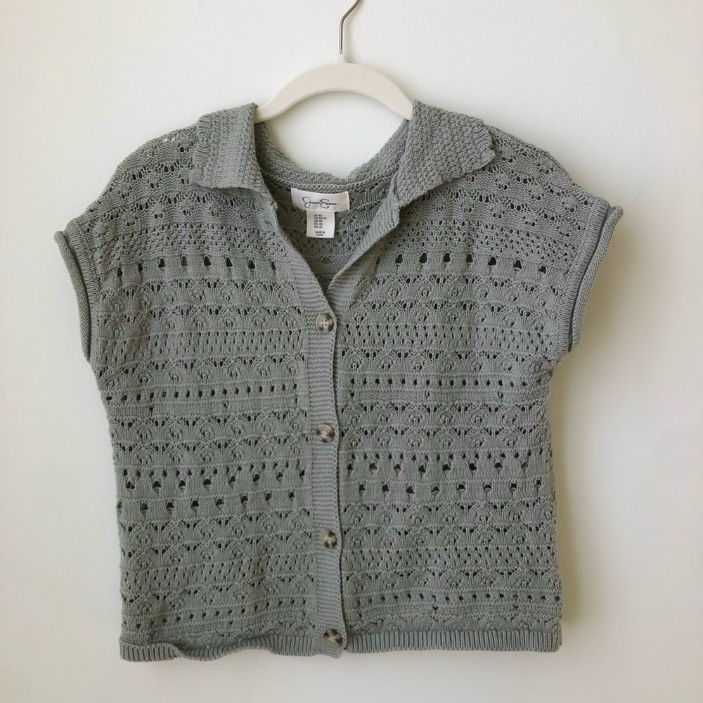 beachy crochet cropped button down top - greenish gray, xsmall